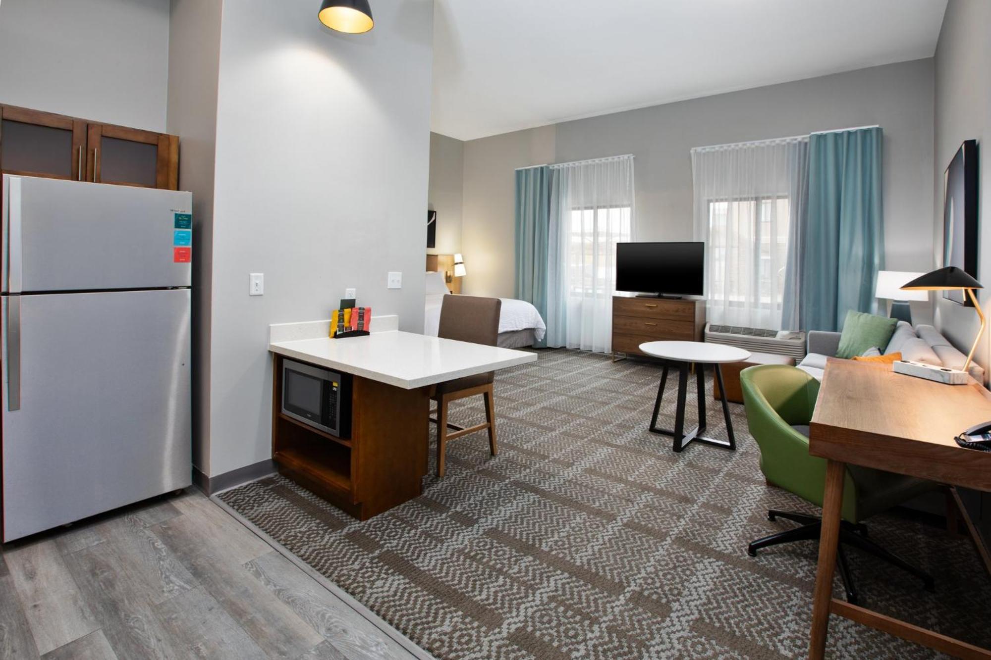 Staybridge Suites - Ames By Ihg Exterior photo