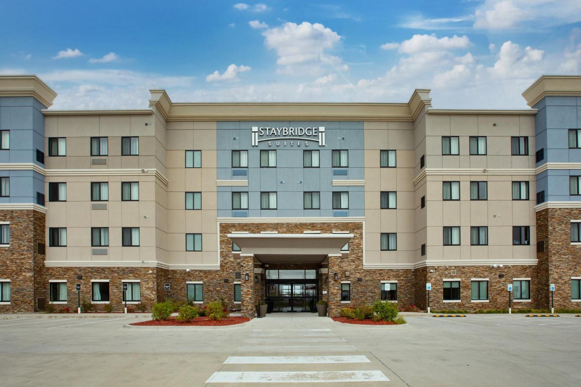 Staybridge Suites - Ames By Ihg Exterior photo