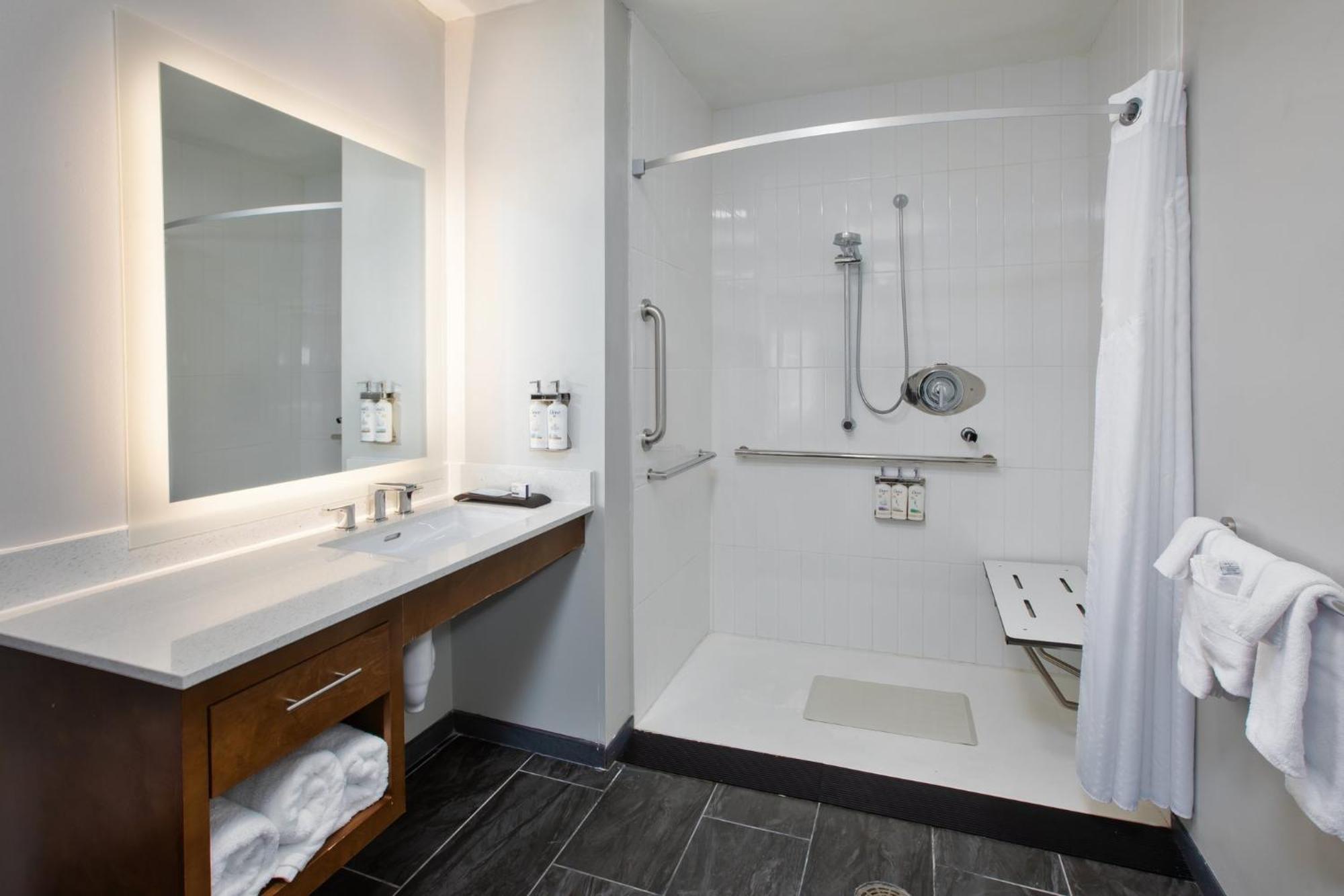 Staybridge Suites - Ames By Ihg Exterior photo